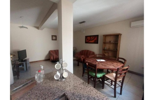 Mendoza Apartment | Les Petters Beltran