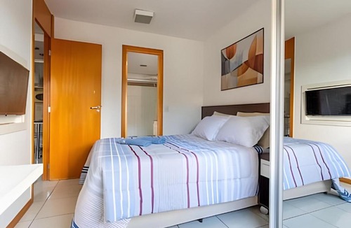 Smin Apartment | Life Resorts L 306 - Studio Beira Lago - 6 min da Esplanada - Piscina, academia, sauna, garagem - By Hospede Fácil