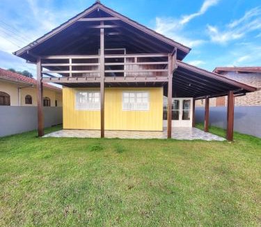 Ibiraquera House | LINDA CASA COM PISCINA DE FRENTE PARA A LAGOA
