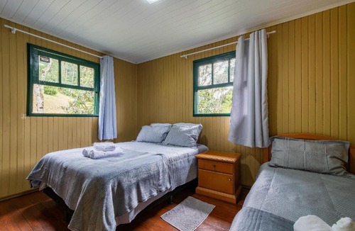 Canela Ski Chalet | Linda Vista Refuge, just minutes from downtown Canela