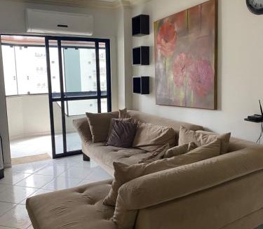 Andorinha Apartment | LINDO APARTAMENTO EM MEIA PRAIA-1 quadra do mar! Melhor localização!