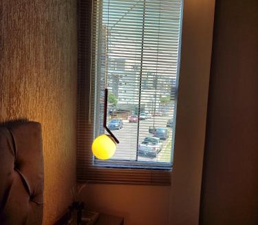 Pato Branco House | Lindo Por do Sol, Quarto casal com Banheiro privativo, casa compartilhado
