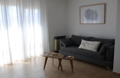 Puerto Madryn Apartment | Linea Recta Sur- Aguila Mora, departamento amplio de 3 dormitorios a pasos del mar