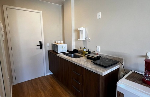 Centro Apartment | Lobie Bueno Studios Lifestyle