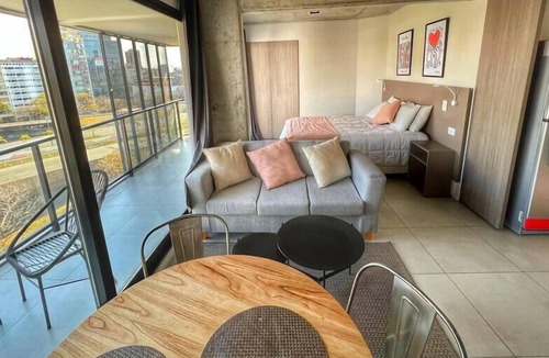 Constitucion Condo | Loft Elegante a 5 Minutos de Puerto Madero 8A