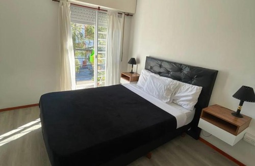 Avellaneda Apartment | Loft luminoso con balcón y entrada independiente