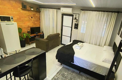 Nova Russia Apartment | Loft moderno com ar-condicionado 1km da rodoviária