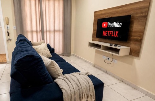 Ourinhos House | Loft Vila Inglesa | Ar, garagem e home office