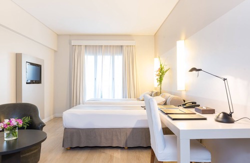 Recoleta Hotel | Loi Suites Recoleta Hotel