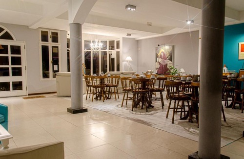 Lujan Hotel | Los Monjes Hotel