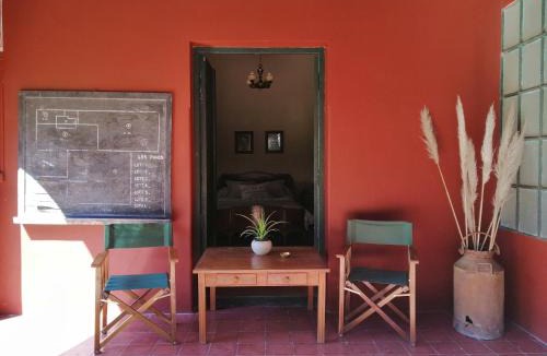 Gowland House | Los Pinos, cálida casa de campo en Tomas Jofre