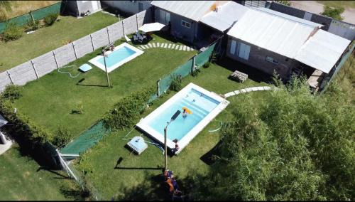 San Carlos de Bolivar House | Los Sauces, casas con piscinas privadas en barrio residencial