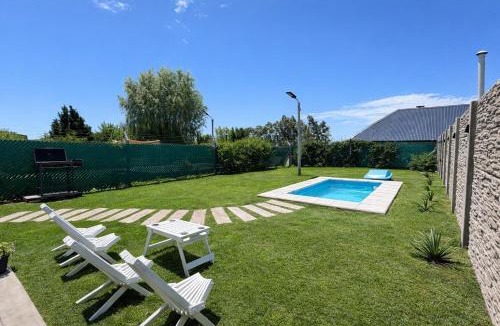San Carlos de Bolivar House | Los Sauces, casas con piscinas privadas en barrio residencial