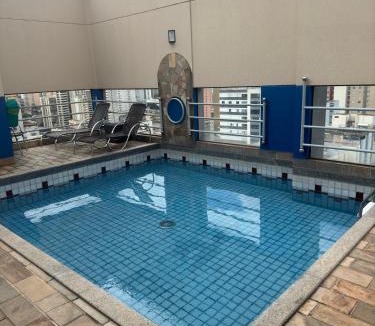 Centro Apartment | Luix Londrina Flat c jacuzzi, 43m2 , ar quente e frio, c garagem