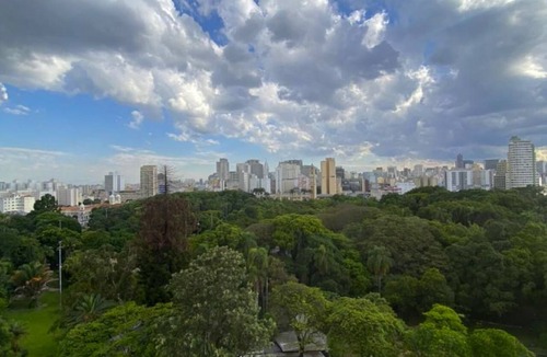 Bom Retiro Apartment | Luminosidade, across from Parque da Luz/5 minutes from the metro.