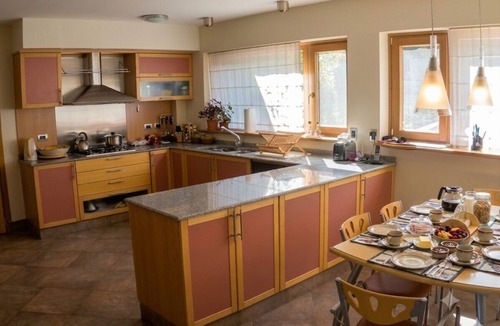 San Carlos de Bariloche House | Luxury Retreat with Spa at Arelauquen Golf & CC - Lake and Mountain Views
