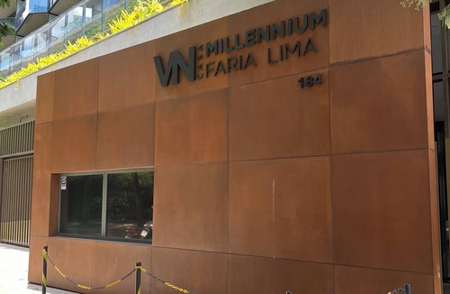 Vila Olimpia Apartment | Luxury Studio Apartment on Faria Lima | 47m2
