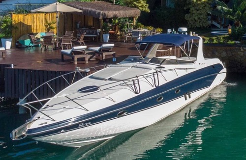 Mombaca House | Luxury waterfront property in Angra's most prestigious neighborhood: Mombaça