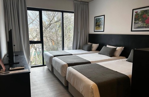 Villa Udaondo Hotel | Mérit Parque Leloir by Amérian