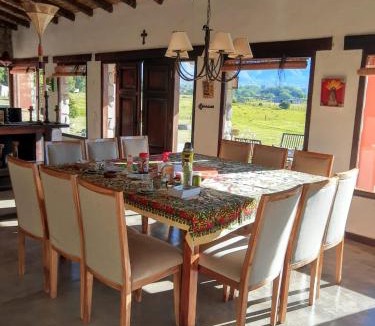 Tafi del Valle Villa | MAGNIFICA Casa en Tafí del Valle frente al Rio