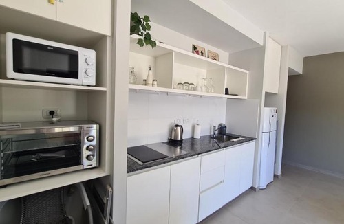 Maipu Apartment | MALBEC Depto - Complejo Privado - Ruta del Vino - Turismo de negocio - A 5min Estadio Arena Maipu, 200 mt Il Mercato - 3 o 4 personas