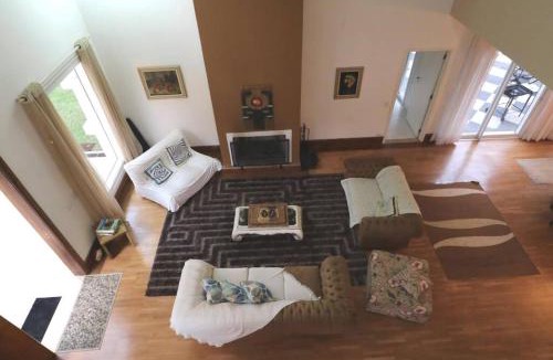 Vila Everest Villa | Mansão Casa Branca Campos do Jordão no centro