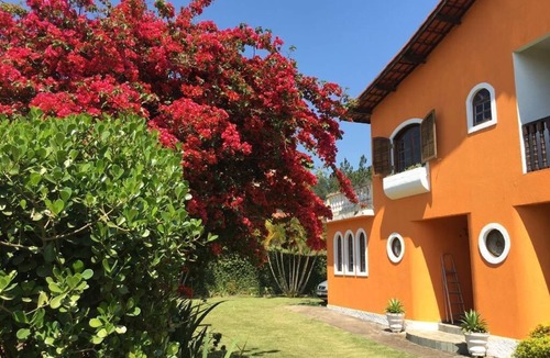 Mairinque House | Mansion in cond. closed with swimming pool, soccer field and a view of green area
