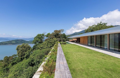 Paraty Villa | Mansion with 4 suites in Paraty - Pty005
