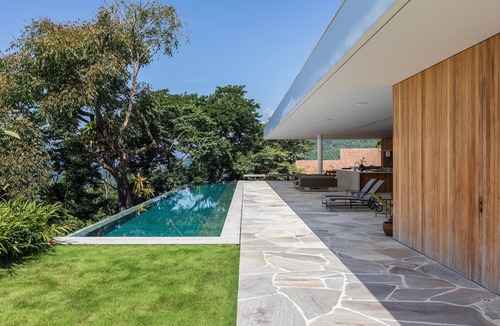 Paraty Villa | Mansion with 4 suites in Paraty - Pty005
