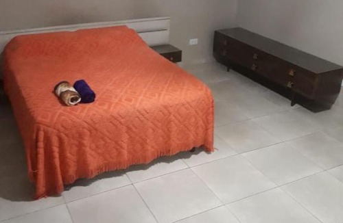 Dean Funes House | Margarita habitacion