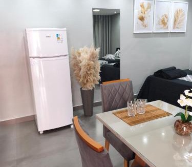 Londrina House | Micro casa 34m2 Localização estratégica Londrina