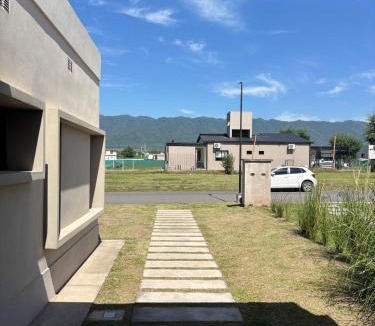 Manantial House | mirante del cerro