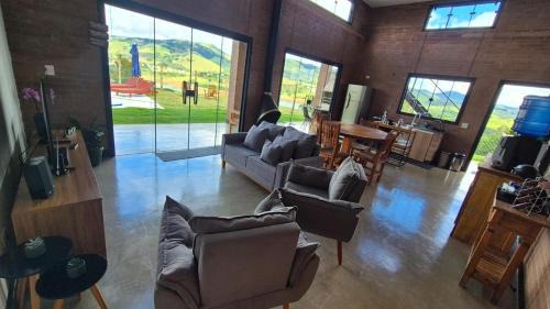 Joanopolis House | Mirante Natureza Jacuzzi Piscina e Lareira