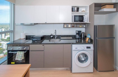 Asuncion Apartment | Modern 1BR with Rooftop Pool & City Views