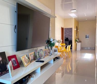 Telegrafo Apartment | Modern 2-Suite Apartment with Gourmet Balcony