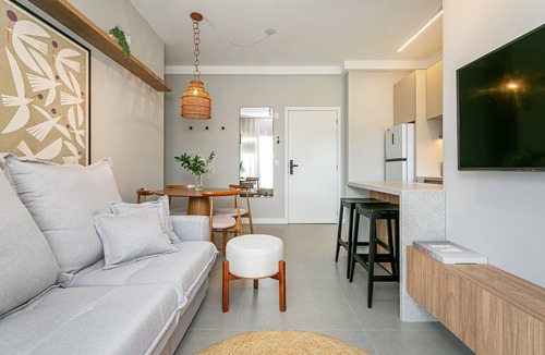 Cachoeira do Bom Jesus Apartment | Modern Apartment | Rooftop with Pool #CHA16
