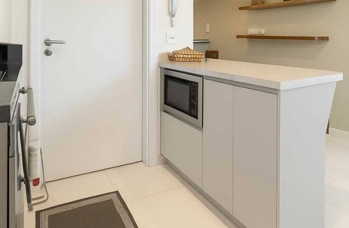 Castelo Branco Apartment | Modern apartment in Meia Praia, 3 bedrooms and 400 m from the sea.