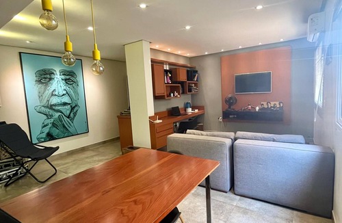 Patos de Minas Apartment | MODERN APARTMENT IN THE CENTER OF PATOS DE MINAS, AIR CONDITIONED AND WITH EXCLUSIVE ENTRANCE.