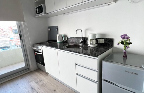 Almagro Apartment | Modern studio apartment with balcony in Almagro