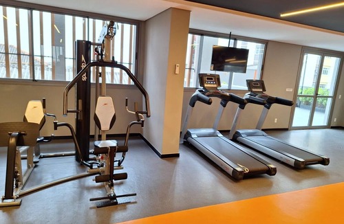 Higienopolis Apartment | Modern studio apartment 200m from Paulista Avenue with a closed bedroom.
