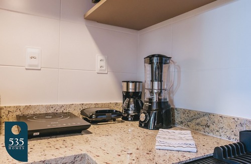 Caminho das Arvores Apartment | Modern Studio near Shopping da Bahia