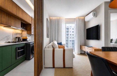 Santo Cristo Apartment | Modern Urban Resort 2BR Pool and Rooftop