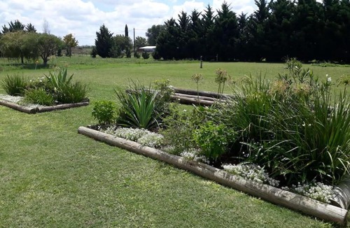 Pergamino Villa | Moderna casa de campo con pileta en Pergamino
