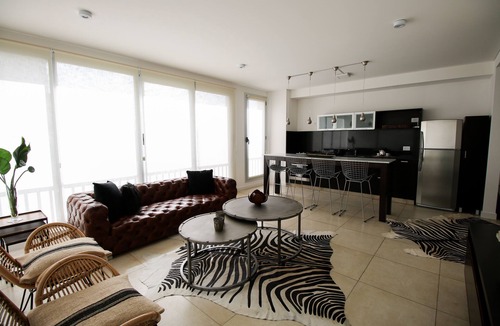 Manuel Alberti Apartment | -Moderno y exclusivo