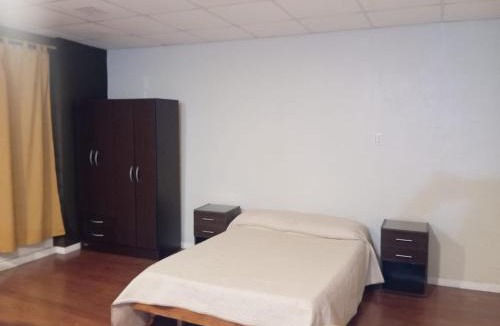 La Plata Apartment | Monoambiente grande y luminoso en el bosque de La Plata