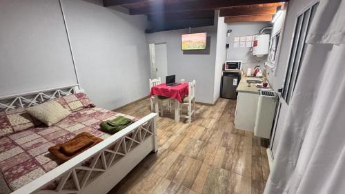 Azul Apartment | Monoambiente moderno con cochera y wifi en Azul