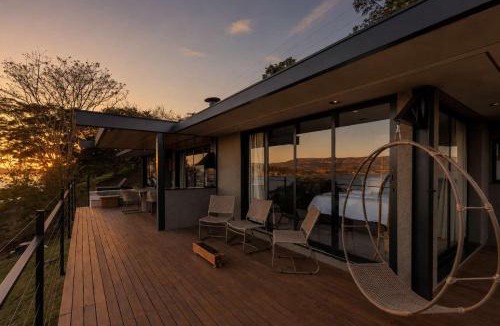 Cassia House | Morro Redondo - Bangalôs com vista do lago e da serra