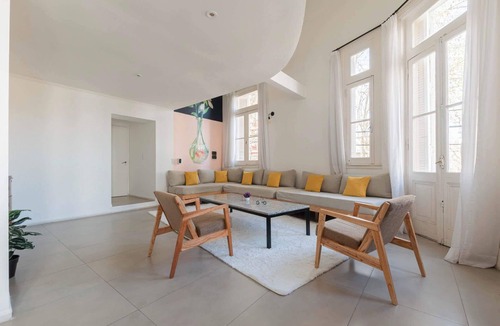 San Nicolas Apartment | MOT Rentals + 3 Bd Terrace Pool & BBQ in La Rural