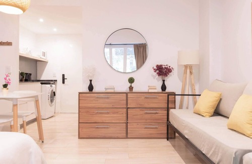 Palermo Condo | MOT Rentals + Casa Chic - 8 Lux Units 30 pax