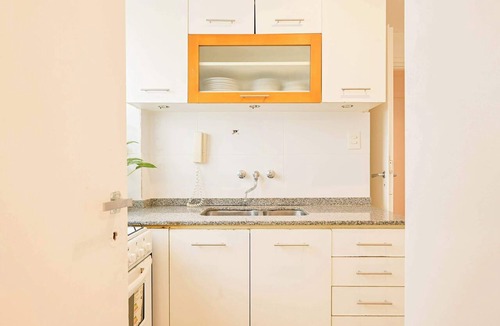 Recoleta Condo | MOT Rentals + Laprida 1300 - 3 Bd 2 Ba in Recoleta!